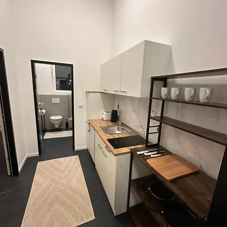 Gemütliches 2 Bett Studio in Hamburg City Süd Am Kanal-2